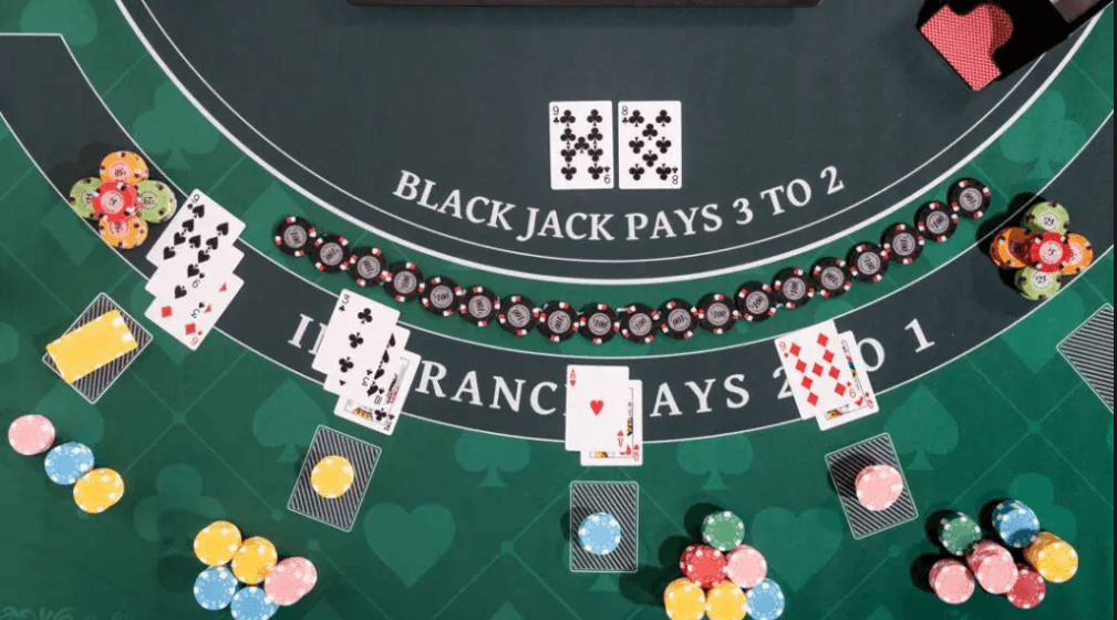 Licence and Legal Status Logo